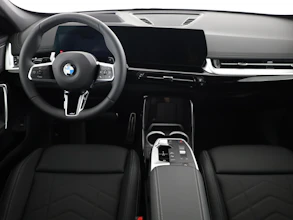https://vehicle.imgix.net/4411636/b63a2da9-27b5-4246-83f5-d0ac66955395.jpg