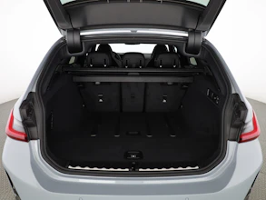https://vehicle.imgix.net/4411639/ae0550d2-1c74-423d-8cf8-23ca240510f0.jpg