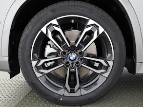 https://vehicle.imgix.net/4411653/7bce1ac4-c509-4fce-af6b-bc92ded2f760.jpg