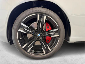 https://vehicle.imgix.net/4411679/92235188-b658-4d84-bf2c-341041a42387.jpg