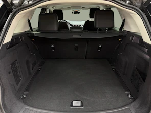 Fahrzeugbild LAND ROVER Discovery Sport 2.0 SD4 200 SE