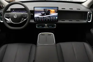Leapmotor B10 Design 1.5 Hybrid EV