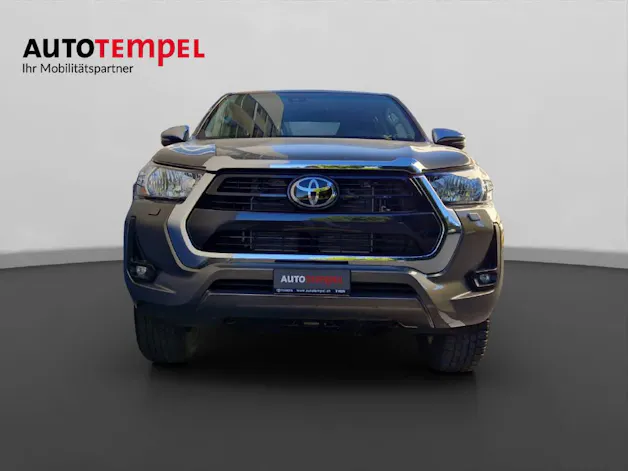 Toyota Hilux Double Cab.-Pick-up 2.8 48038/004