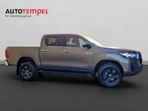 Toyota Hilux Double Cab.-Pick-up 2.8 48038/004