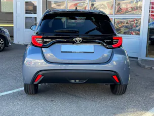 Toyota Yaris 1.5 VVT-i HSD Trend