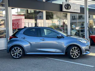 Toyota Yaris 1.5 VVT-i HSD Trend