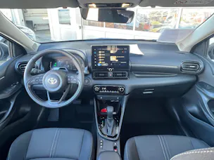 Toyota Yaris 1.5 VVT-i HSD Trend
