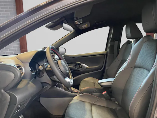 Toyota Yaris 1.5 VVT-i HSD GR Sport