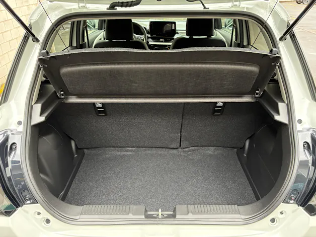 Suzuki Swift 1.2 Sakura Hybrid 4x4