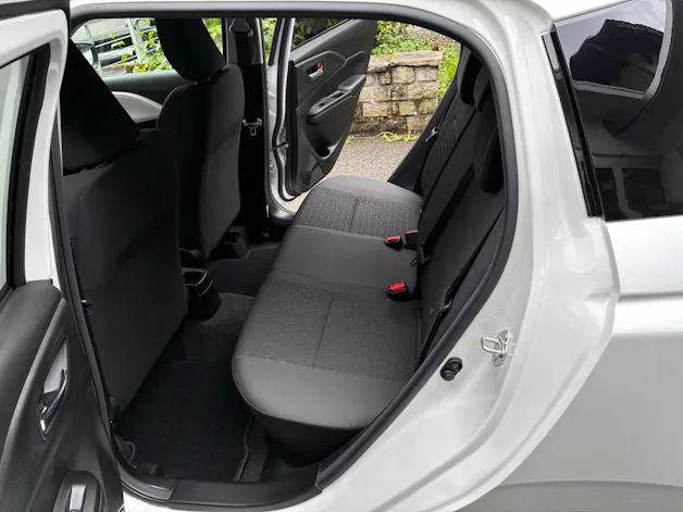 Suzuki Swift 1.2 Sakura Hybrid 4x4