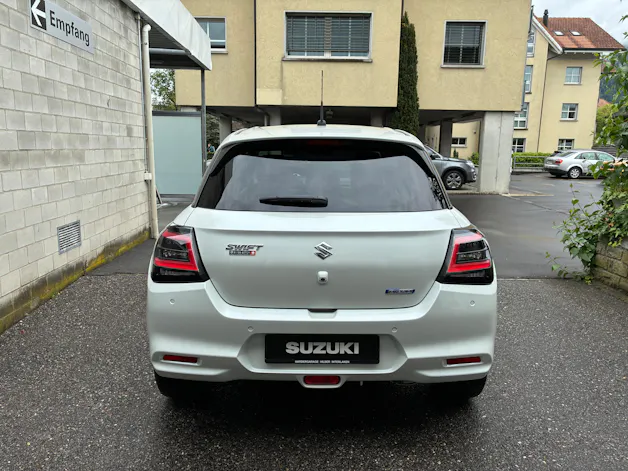 Suzuki Swift 1.2 Sakura Hybrid 4x4