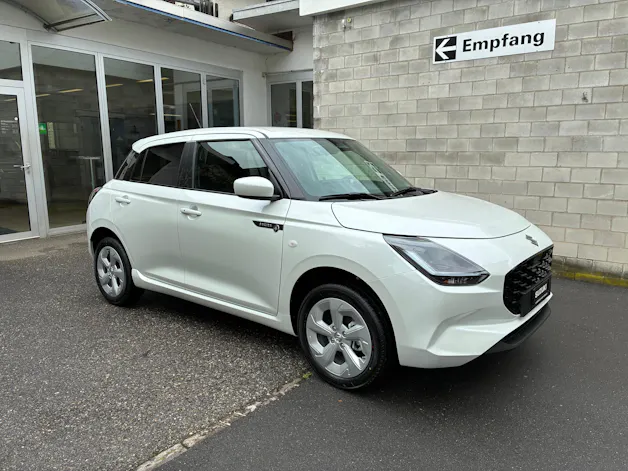 Suzuki Swift 1.2 Sakura Hybrid 4x4