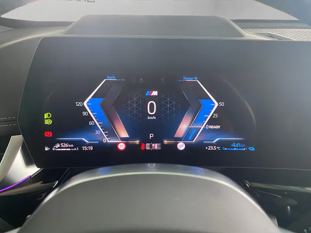 BMW X1 25e xDrive paddles