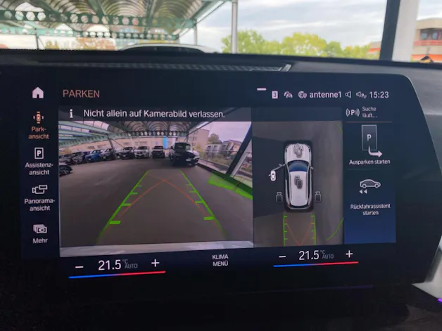 BMW X1 25e xDrive paddles