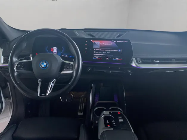 BMW X1 25e xDrive paddles