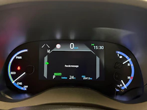 image du véhicule TOYOTA Yaris Cross 1.5 VVT-i HSD Elegant AWD-i