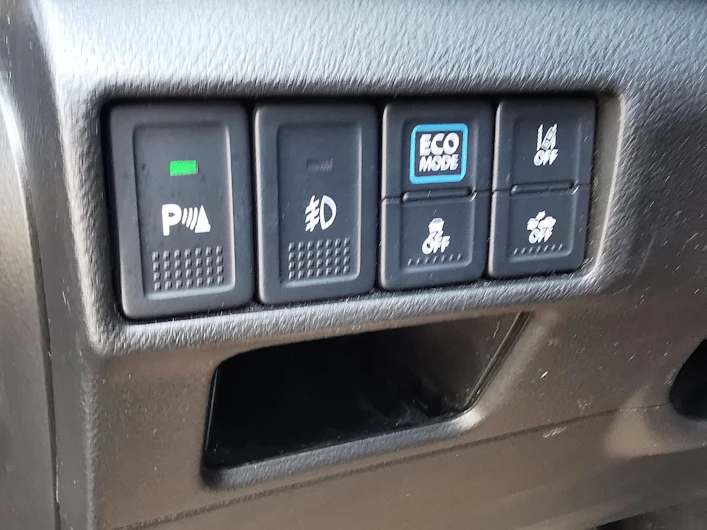 Fahrzeugbild SUZUKI S-CROSS