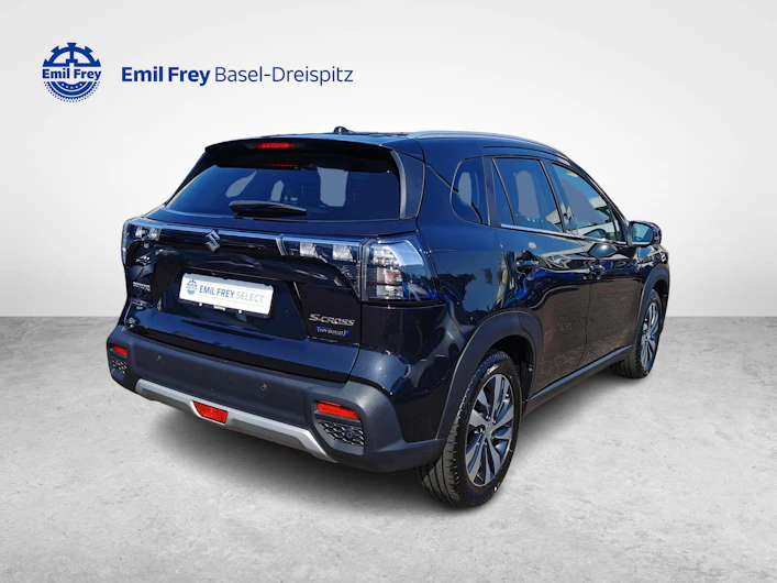 Fahrzeugbild SUZUKI S-CROSS
