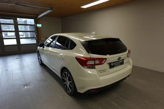 Subaru Impreza 2.0i Swiss Plus