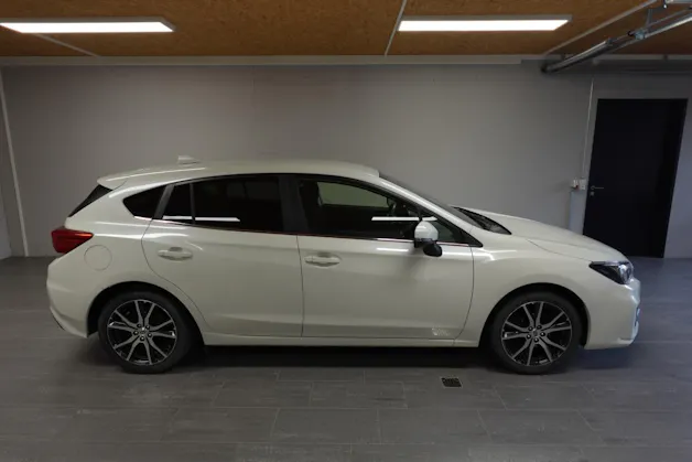 Subaru Impreza 2.0i Swiss Plus