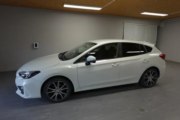 Subaru Impreza 2.0i Swiss Plus