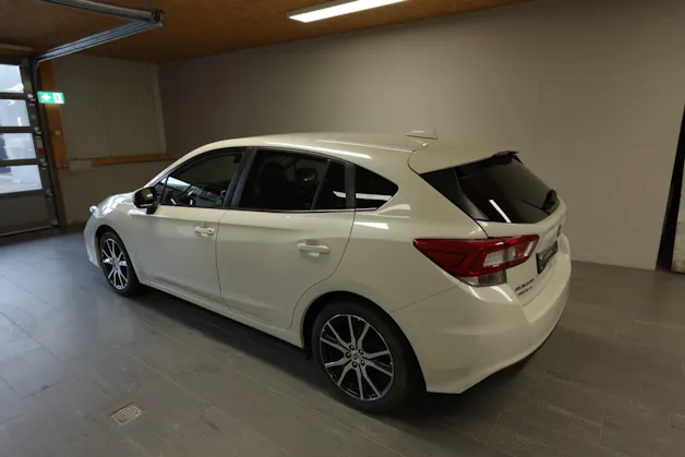 Subaru Impreza 2.0i Swiss Plus