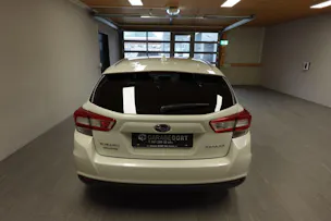 Subaru Impreza 2.0i Swiss Plus