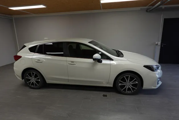 Subaru Impreza 2.0i Swiss Plus