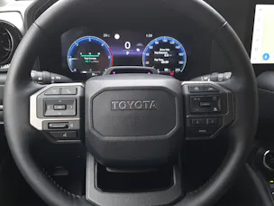 Toyota Land Cruiser 2.8 D 48V Style