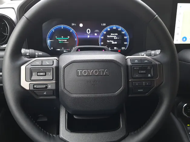 Toyota Land Cruiser 2.8 D 48V Style