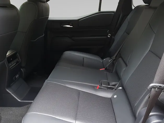 Toyota Land Cruiser 2.8 D 48V Style