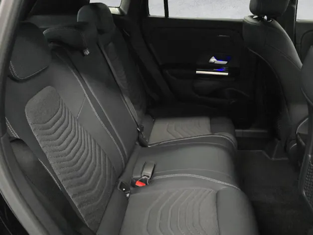 Mercedes-Benz GLA 200 Night Star | Auto Lang Special Offer 6 of 8