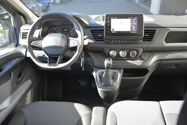 RENAULT Trafic Grand Passenger 2.0 dCi Blue 150 evolution