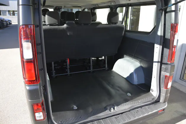 RENAULT Trafic Grand Passenger 2.0 dCi Blue 150 evolution