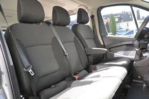 RENAULT Trafic Grand Passenger 2.0 dCi Blue 150 evolution