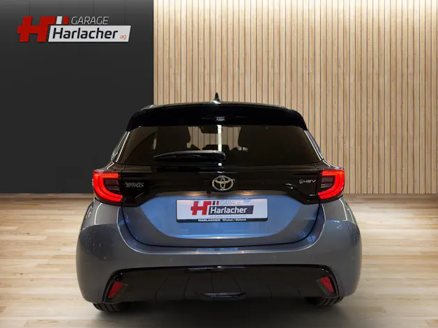 Toyota Yaris 1.5 VVT-i HSD Premium