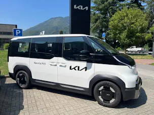 Kia PV5 Passenger 71.2 kWh Plus