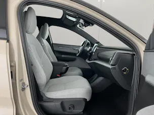 VOLVO EX30 P8 AWD