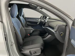 VOLVO EX30 P8 AWD