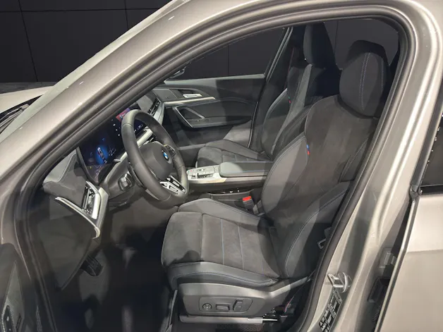 BMW X1 23d xDrive paddles