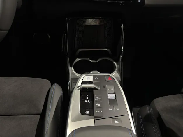 BMW X1 23d xDrive paddles
