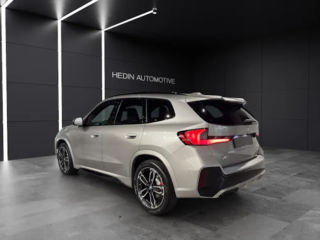 BMW X1 23d xDrive paddles