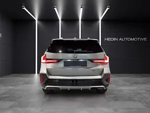 BMW X1 23d xDrive paddles