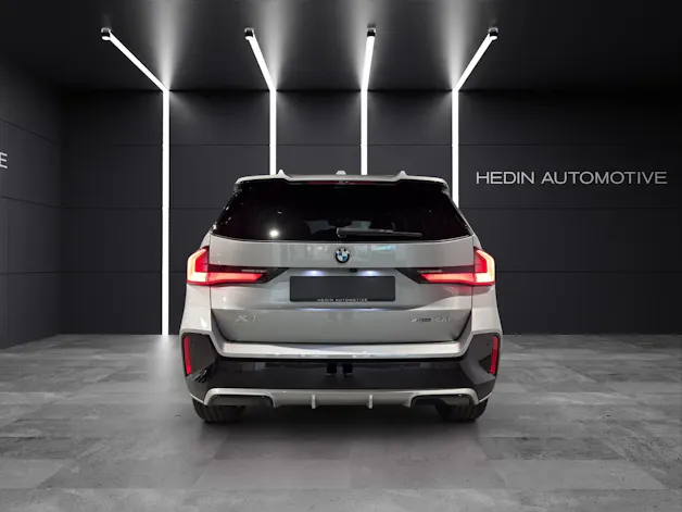 BMW X1 23d xDrive paddles