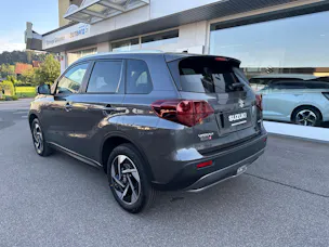 Suzuki Vitara 1.4 T Sakura Top Hybrid 4x4