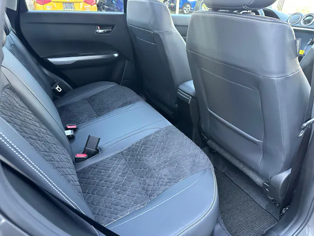 Suzuki Vitara 1.4 T Sakura Top Hybrid 4x4