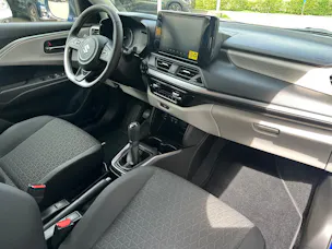 Suzuki Swift 1.2 Sakura Top Hybrid 4x4