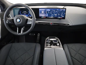 https://vehicle.imgix.net/4412027/46159e8e-7bc8-4b6d-b8e3-76245cf7cc32.jpg