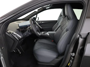 https://vehicle.imgix.net/4412027/50a486e2-6df8-4792-b118-b3c85b49a7c5.jpg