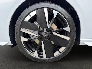 Peugeot 308 1.2 Hybrid GT